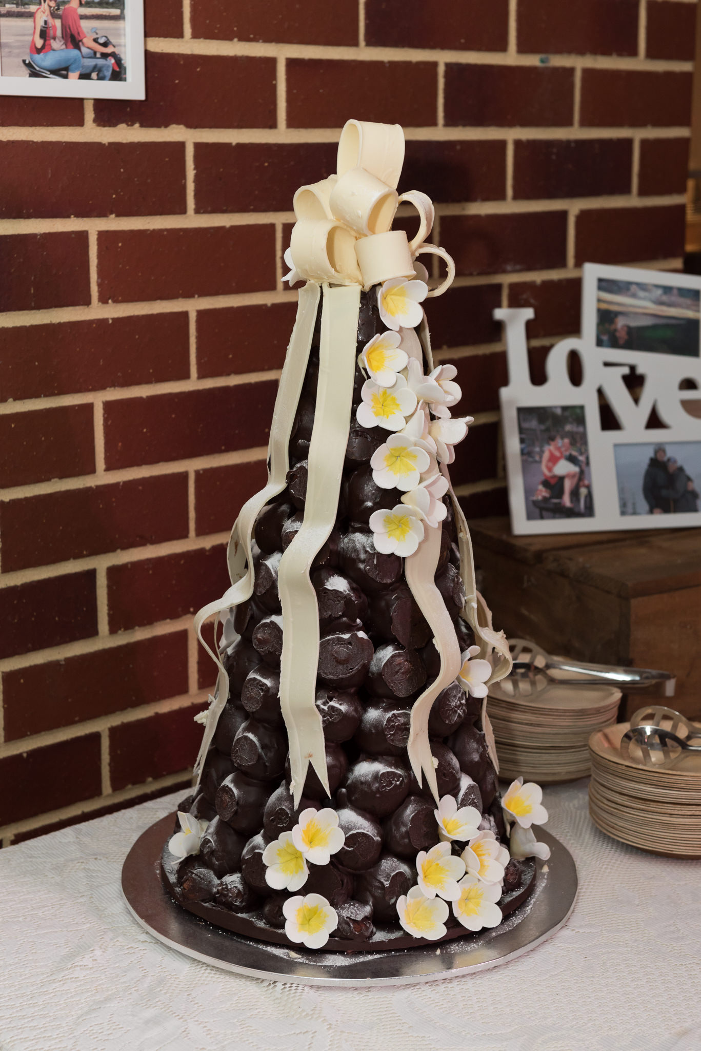 Wedding croquembouche