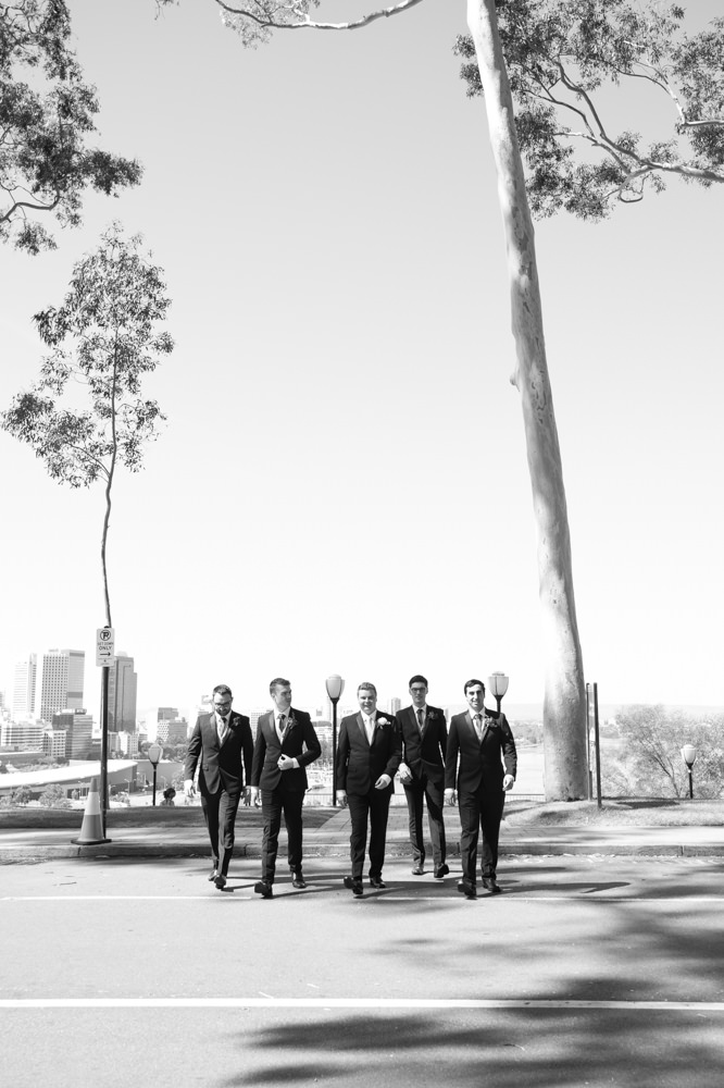 Black and white picture of groom with groomsmen at King's Park