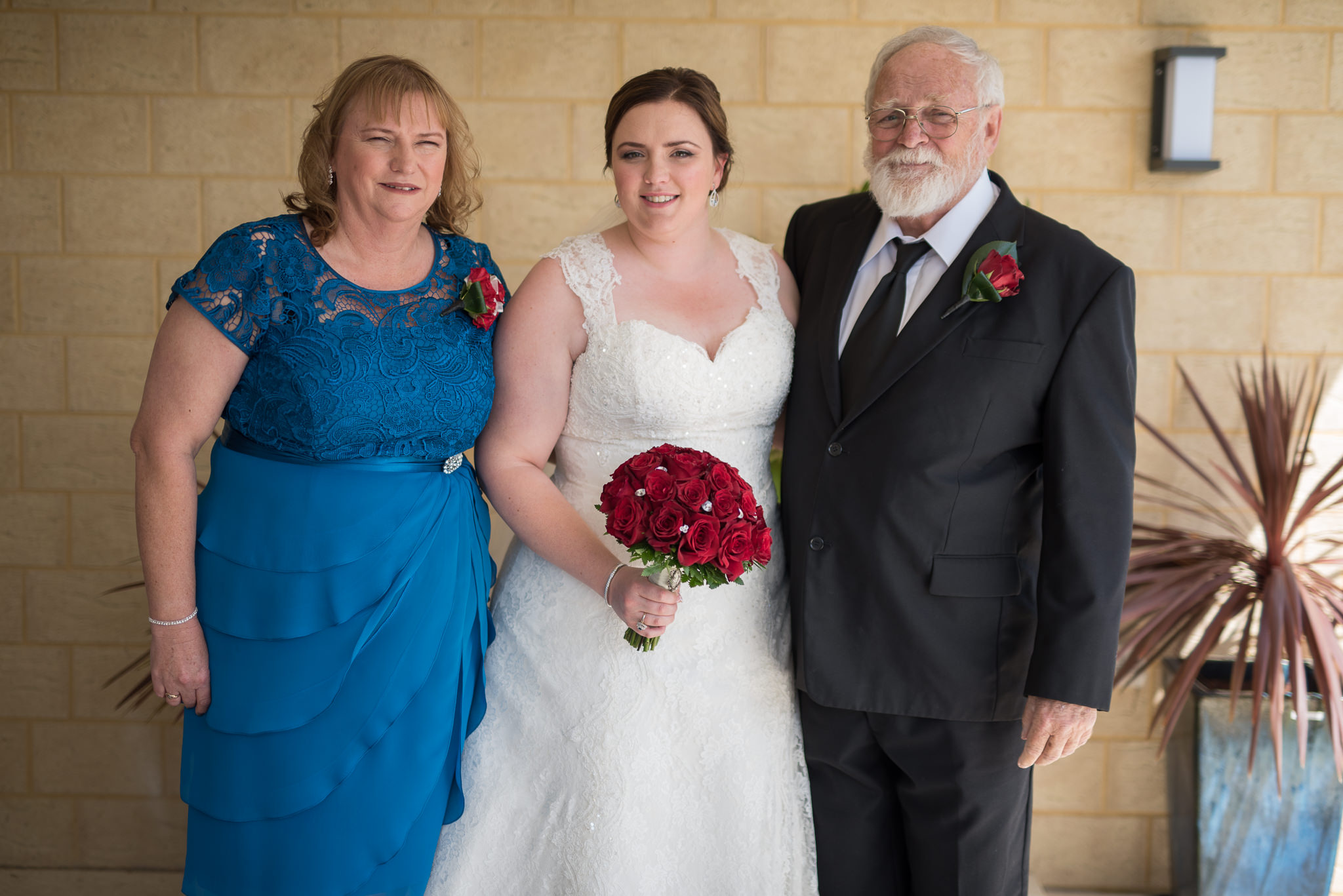 bride and her parents