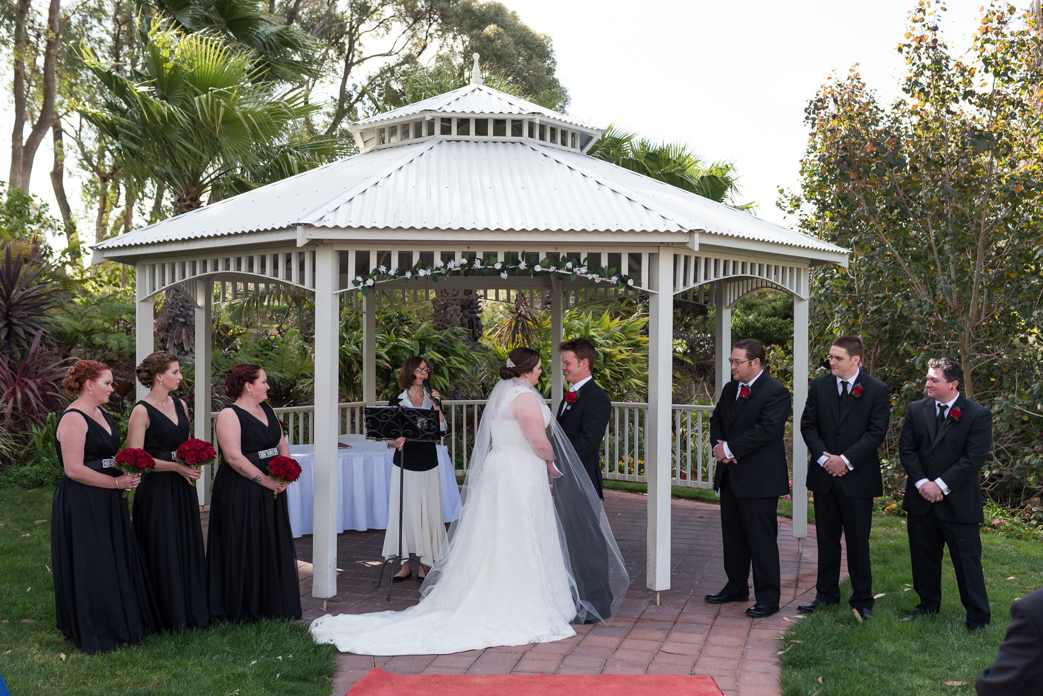 bridal party at the rotunda at Joondalup resort